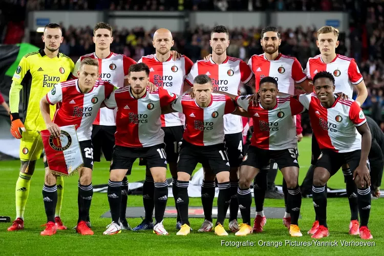 Feyenoord maakte het spannend, maar klopt Slavia Praag