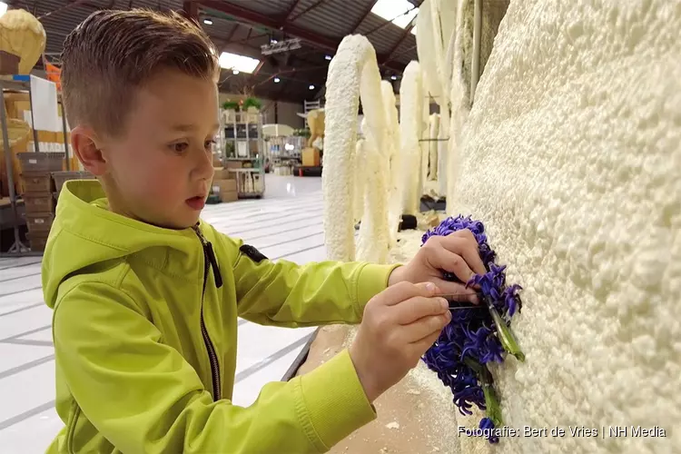 NH Media doet live verslag van Bloemencorso Bollenstreek