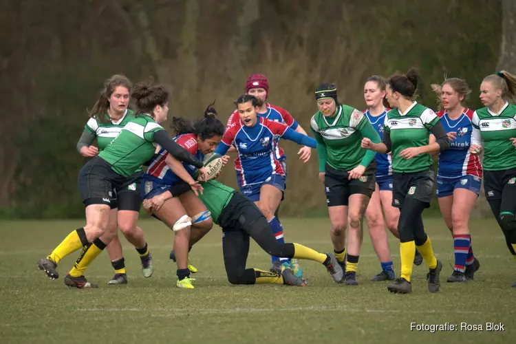 Dames Blue Waves/Bassets pakken volle buit tegen RC Delft